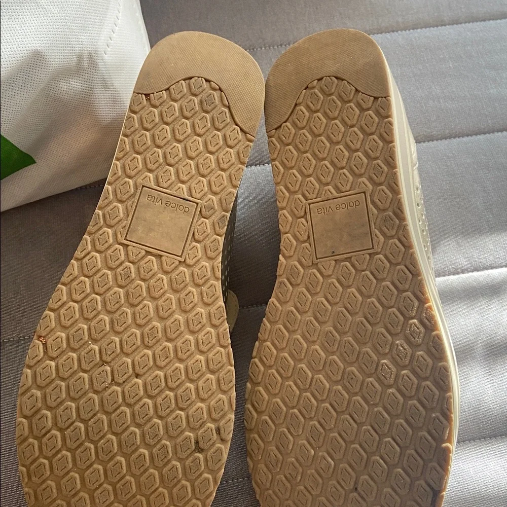 EUC Dolce Vita Janunevslip ons Sz 9.5 - Picture 6 of 7
